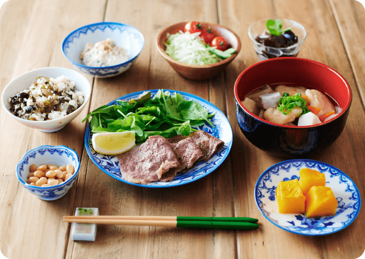 阿蘇の新鮮な野菜を使った熊本ならではの郷土料理やだご汁も味わえるのが民宿の魅力
