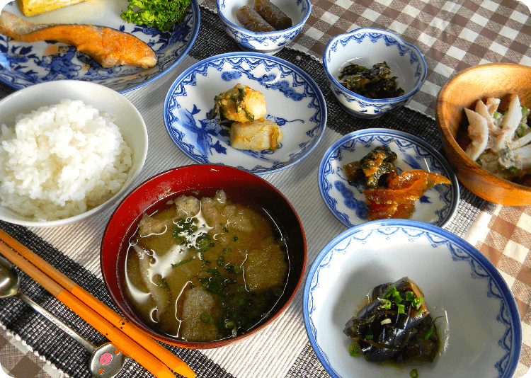 民宿の朝は熊本 阿蘇の恵みがたっぷり詰まった新鮮な食材を使った美味しいごはん
